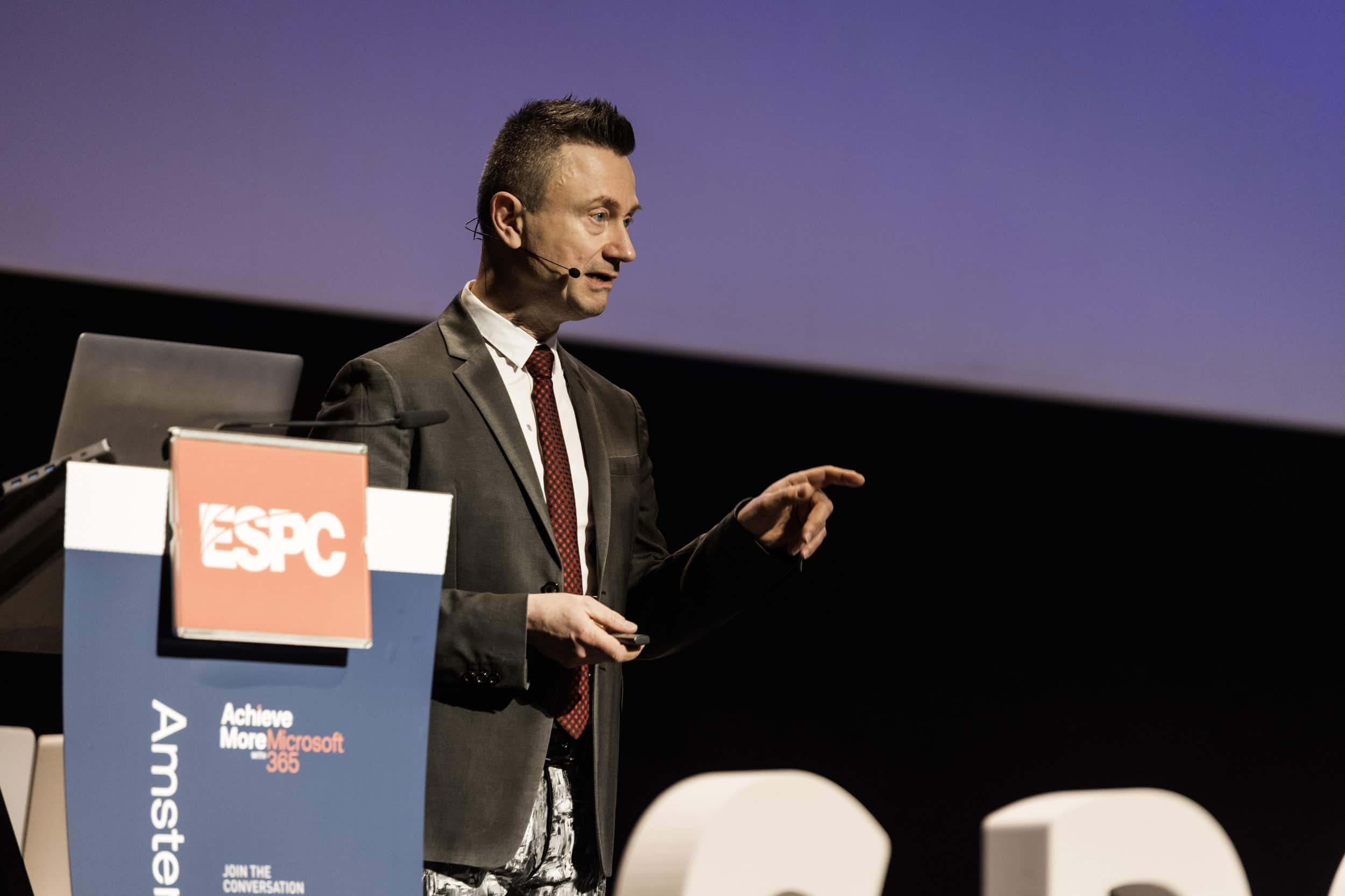 Rafal Lukawiecki on main stage ESPC 2023 Amsterdam