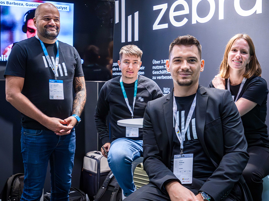 Some sponsors gather for a group photo at FabConEurope 2025